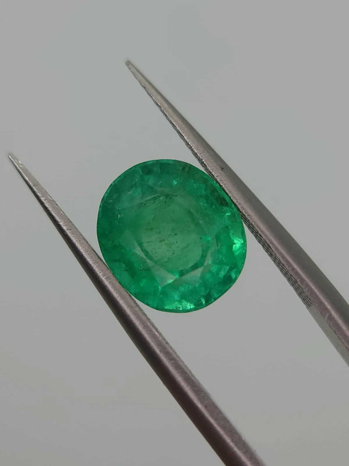 2.55ct Natural Emerald Oval Cut Loose Gemstone From Panjshir Afghanistan — view 1